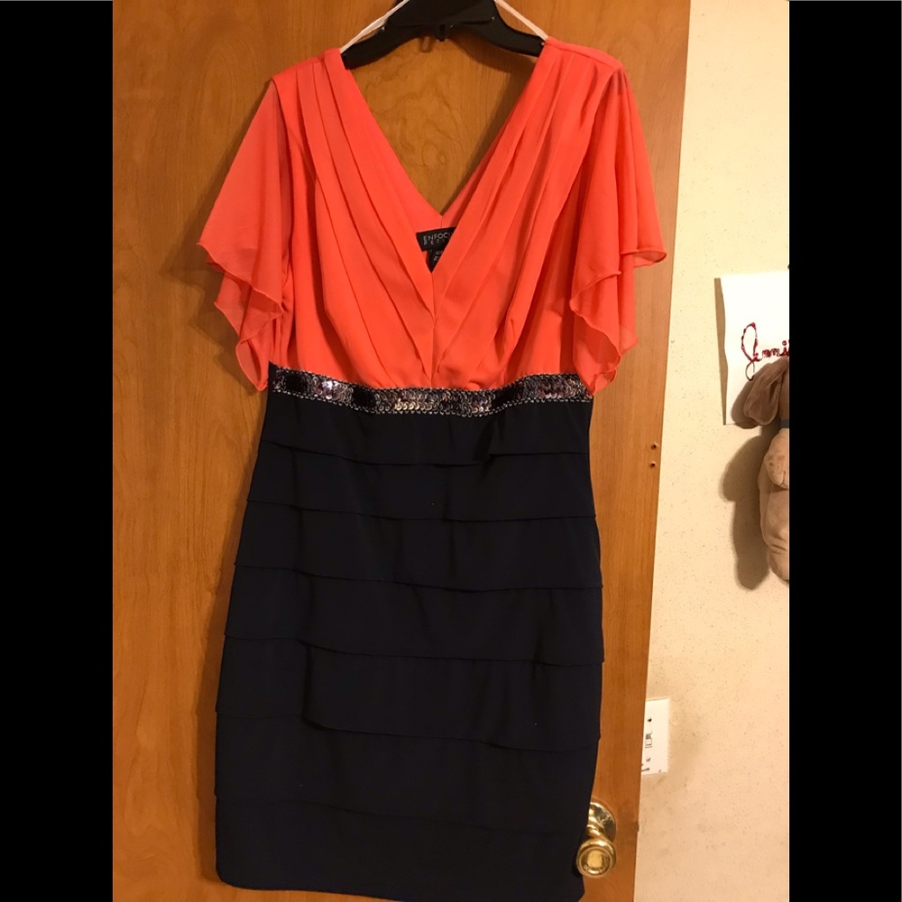 Dress - Picture 2 of 2